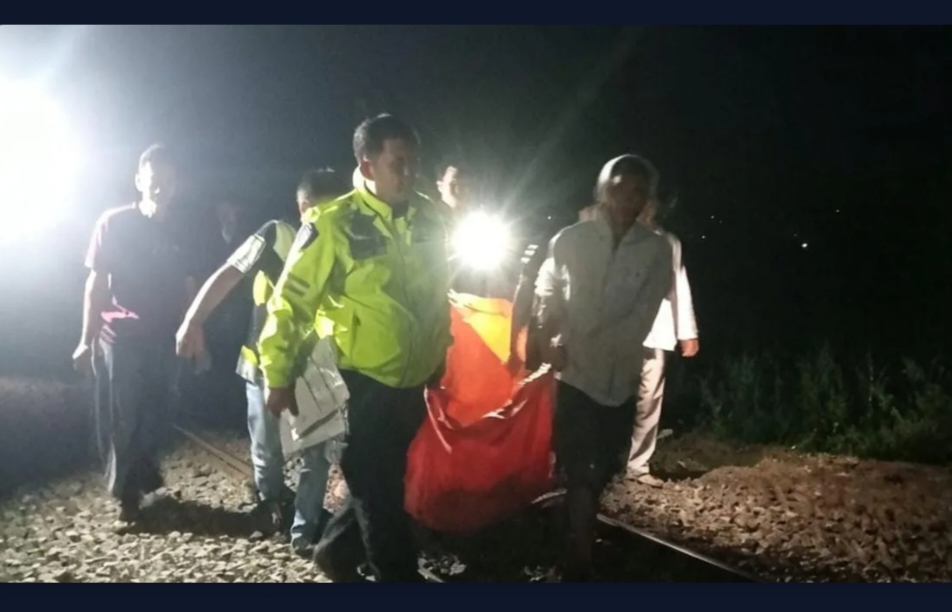 Wanita Paruh Baya Tewas Tertabrak Kereta Api di Jalur Cibeber